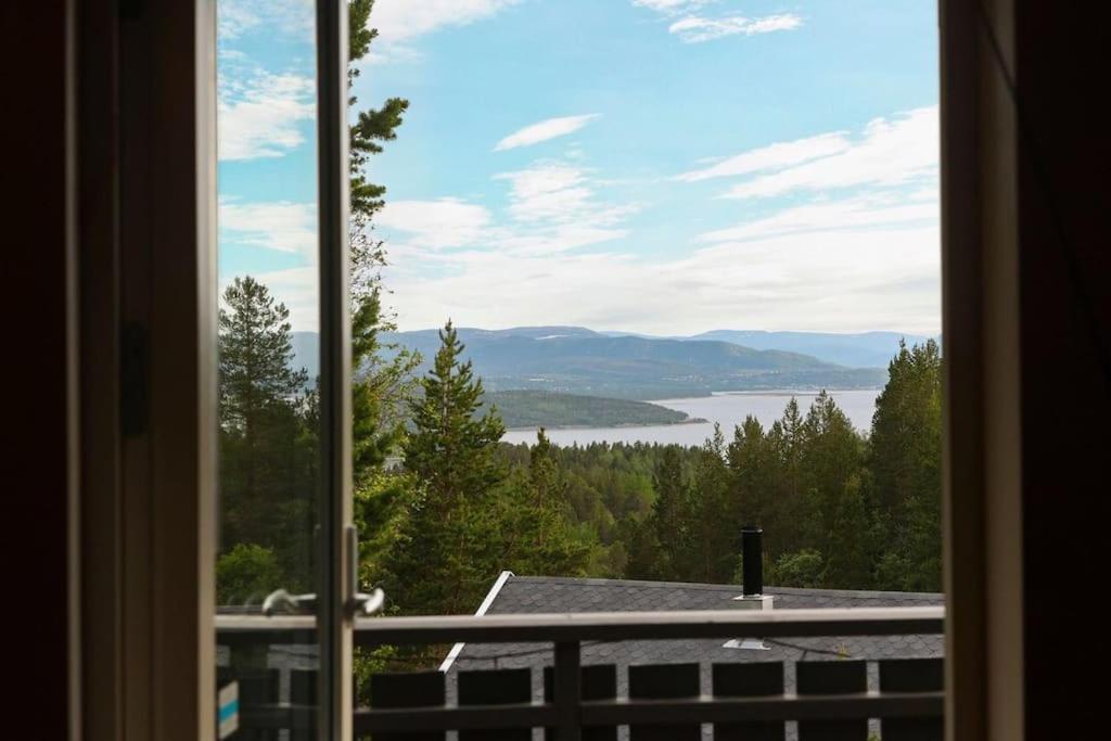 Hytte I Flott Natur Alta Exterior photo
